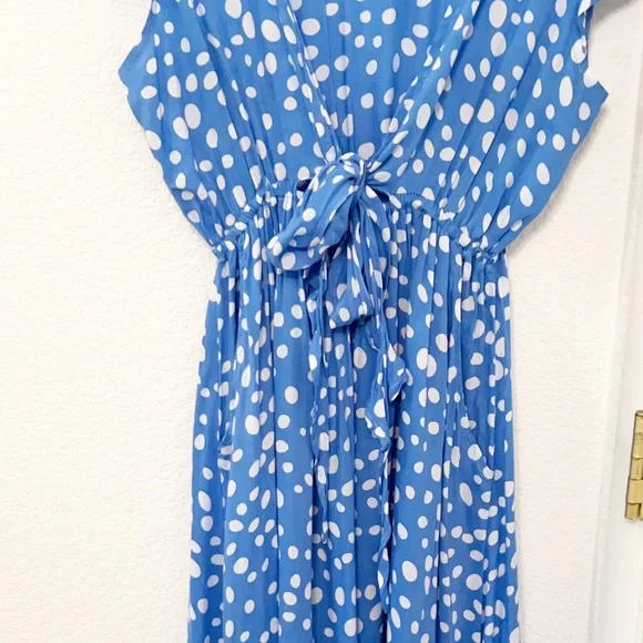 TIARE HAWAII The Blake high-low V-neck tie front dress in Bambi Print SZ: medium - Picture 2 of 16